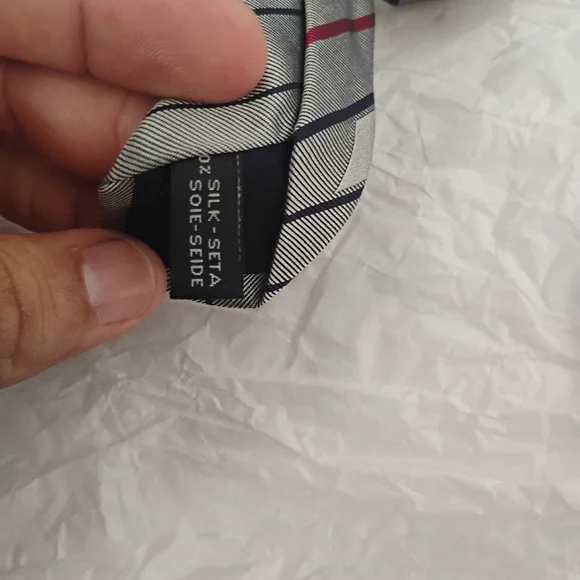 Recent Salvatore Ferragamo mens tie skinny striped
